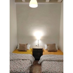 Private two single beds